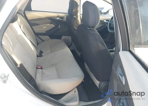 2015 Ford Focus Se из США, поврежденный, VIN 1FADP3F24FL381873